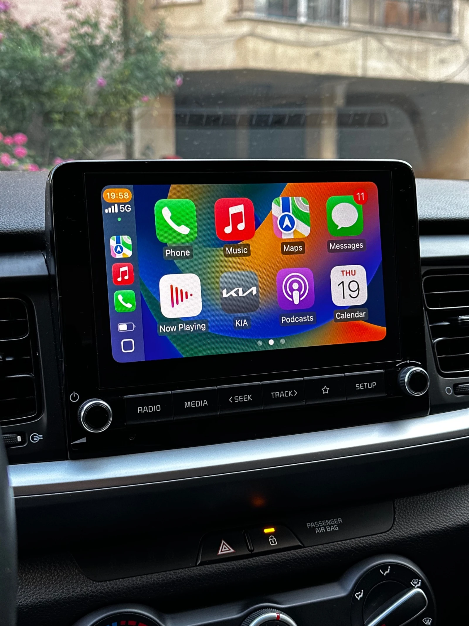Kia Stonic 5г. ГАРАНЦИЯ* 2 СЕТА ГУМИ С ДЖАНТИ* ЩЕ СЕ ОБСЛУЖИ! - изображение 8
