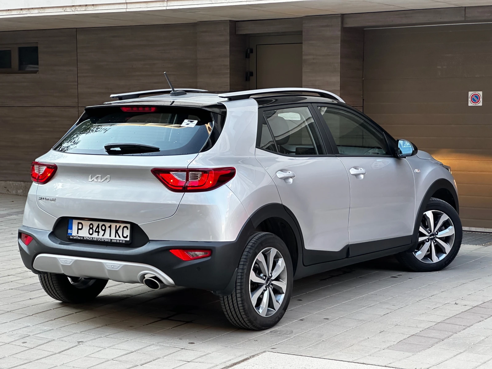 Kia Stonic 5г. ГАРАНЦИЯ* 2 СЕТА ГУМИ С ДЖАНТИ* ЩЕ СЕ ОБСЛУЖИ! - изображение 6