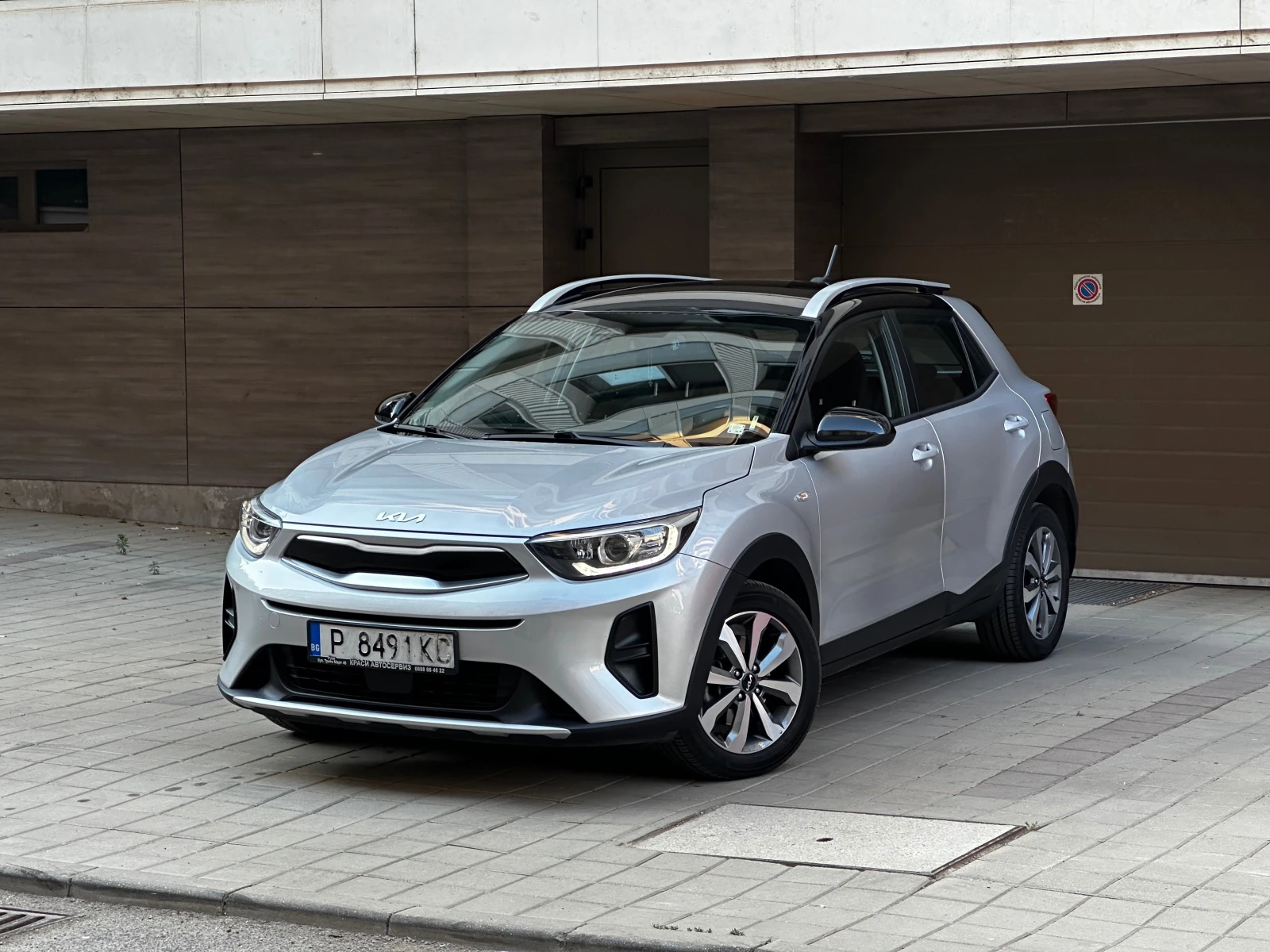 Kia Stonic 5г. ГАРАНЦИЯ* 2 СЕТА ГУМИ С ДЖАНТИ* ЩЕ СЕ ОБСЛУЖИ! - изображение 3