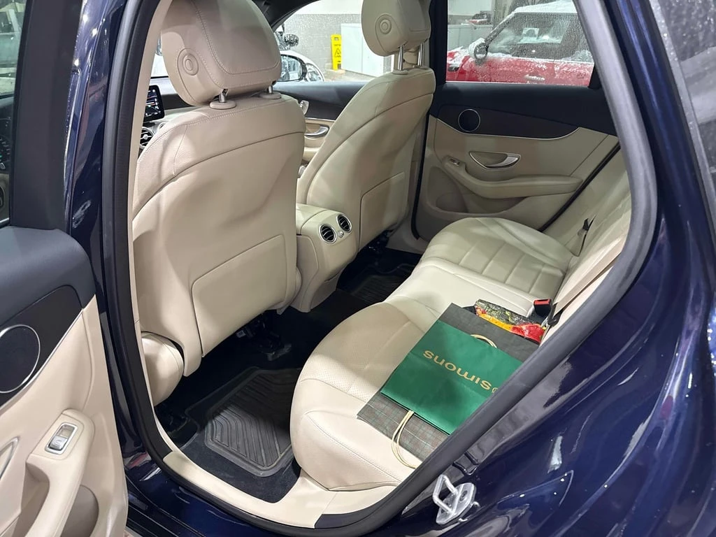 Mercedes-Benz GLC 300 2022 * CARFAX * БЕЗ ПЪРВОНАЧАЛНА ВНОСКА - изображение 10