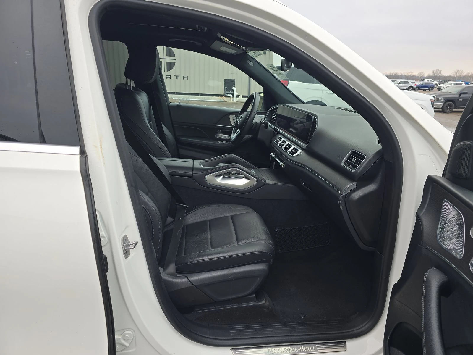 Mercedes-Benz GLE 350 4MATIC - изображение 8