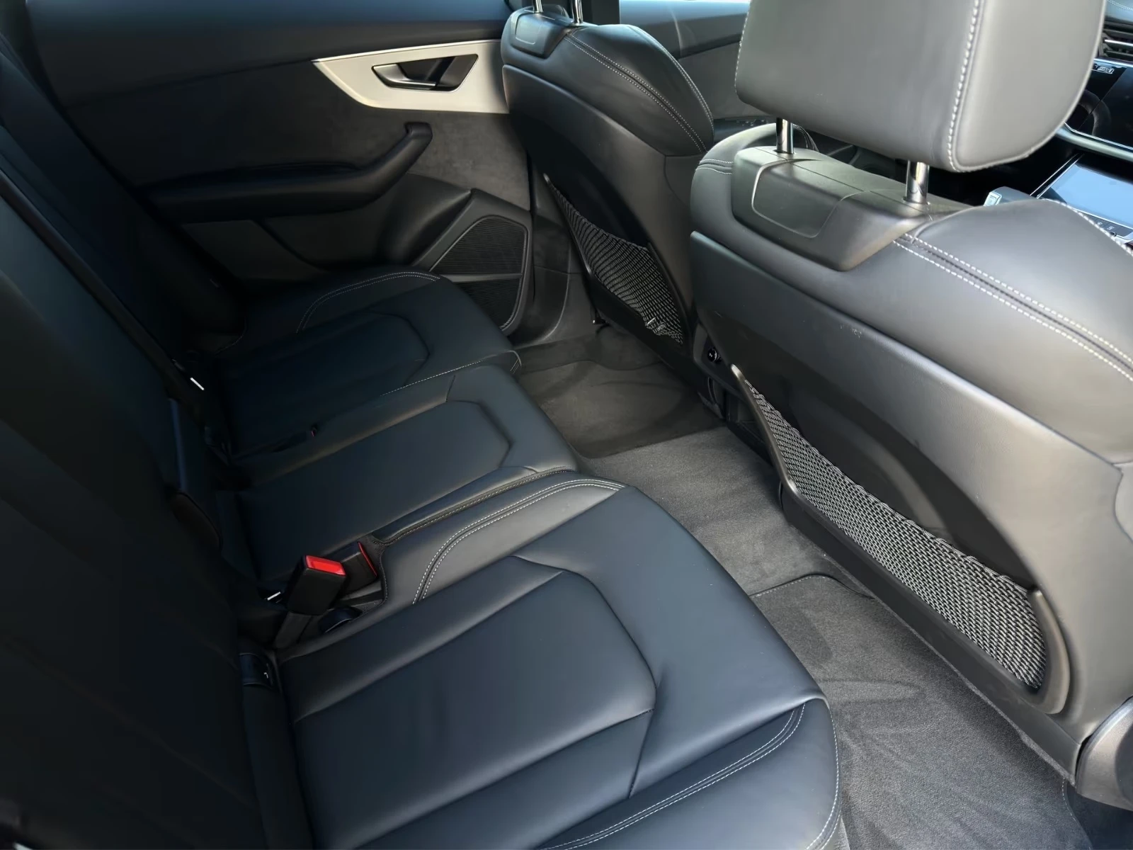 Audi Q8 50 TDI / FACELIFT / S-LINE / MATRIX / B&O / AIR, снимка 15 - Автомобили и джипове - 55218157