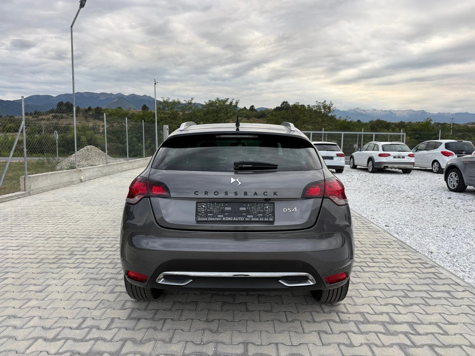 Citroen DS 4 Crossback 1.6HDi, снимка 5 - Автомобили и джипове - 56200348