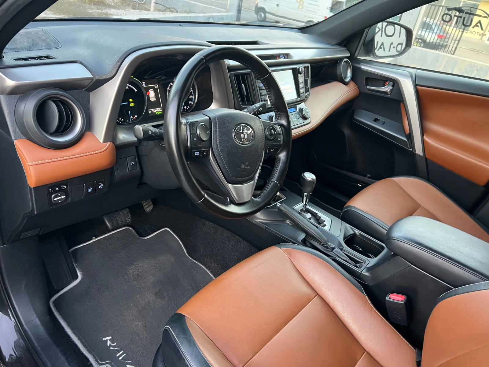 Toyota Rav4 2.5-HYBRRID 4x4 | Mobile.bg � ����������� 11