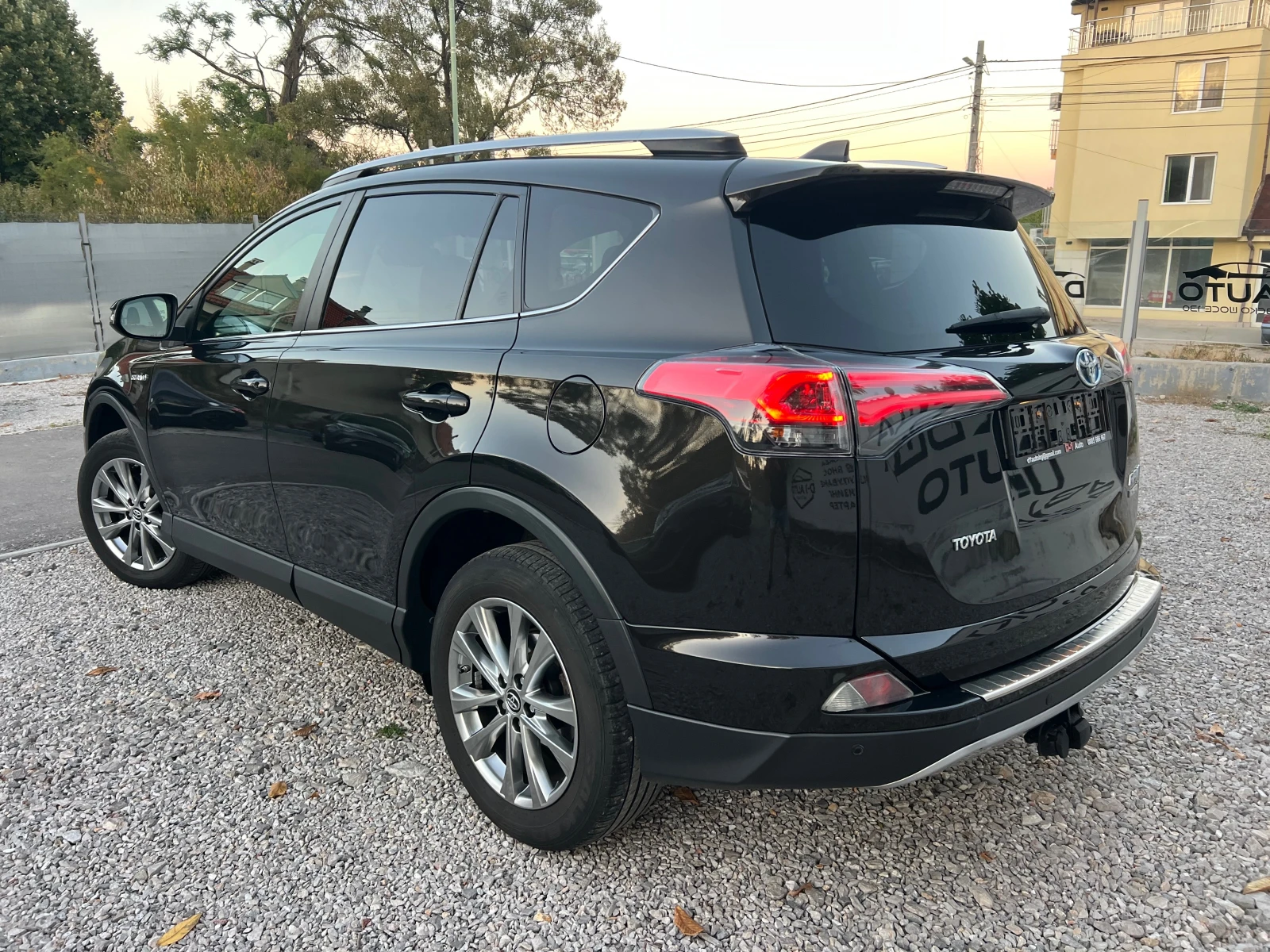 Toyota Rav4 2.5-HYBRRID 4x4 | Mobile.bg � ����������� 6