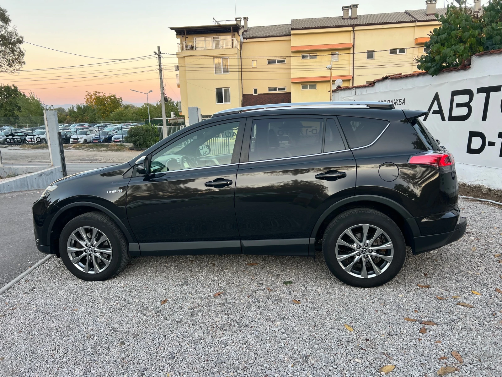 Toyota Rav4 2.5-HYBRRID 4x4 | Mobile.bg � ����������� 8