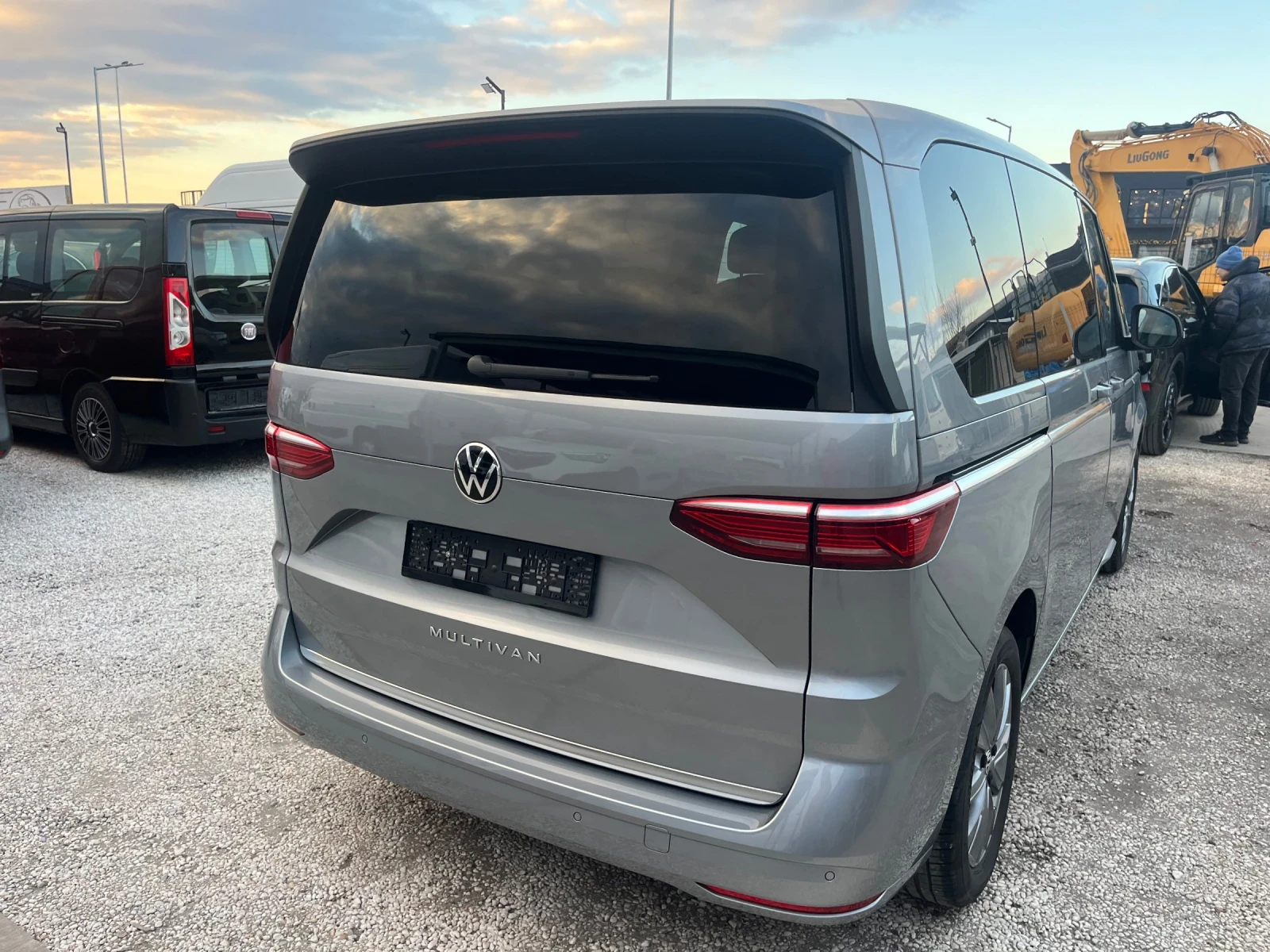 VW Multivan 2.0TSI DSG STYLE   - изображение 4