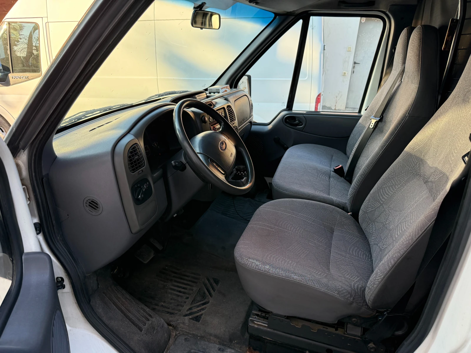 Ford Transit, снимка 9 - Бусове и автобуси - 56746772