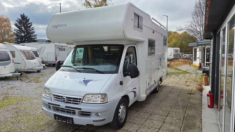 Кемпер Frankia Holiday Class- Два Климатика! , снимка 5 - Каравани и кемпери - 52318372