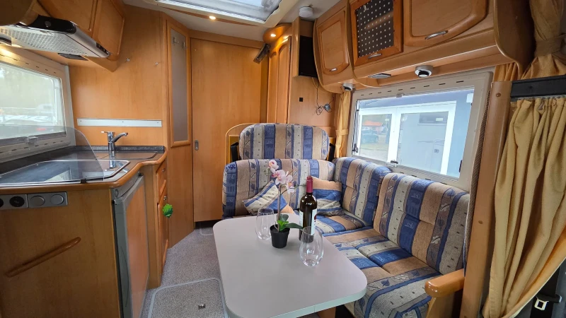 Кемпер Frankia Holiday Class- Два Климатика! , снимка 7 - Каравани и кемпери - 52318372