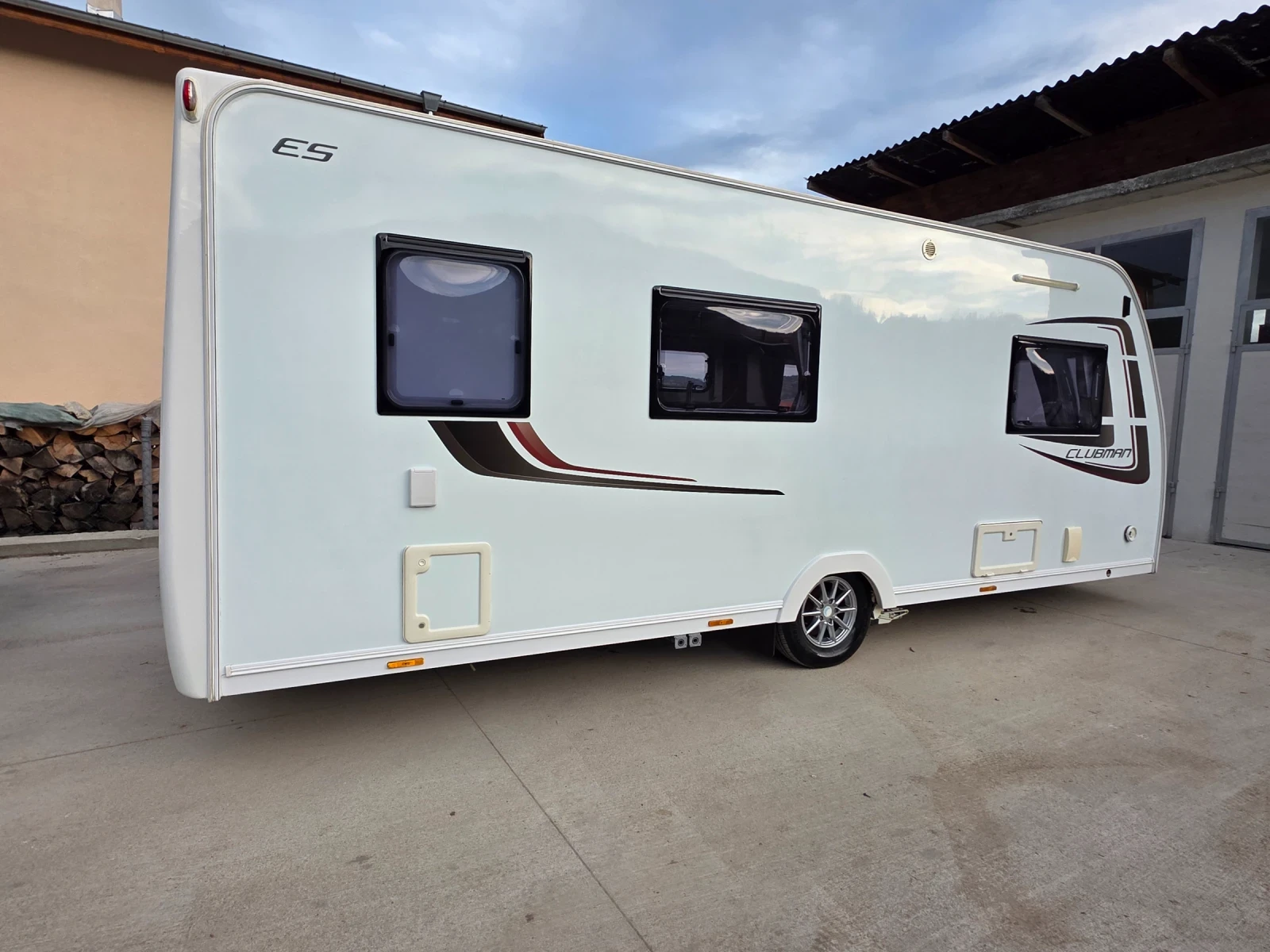 Каравана Други Lunar Clubman  - изображение 4