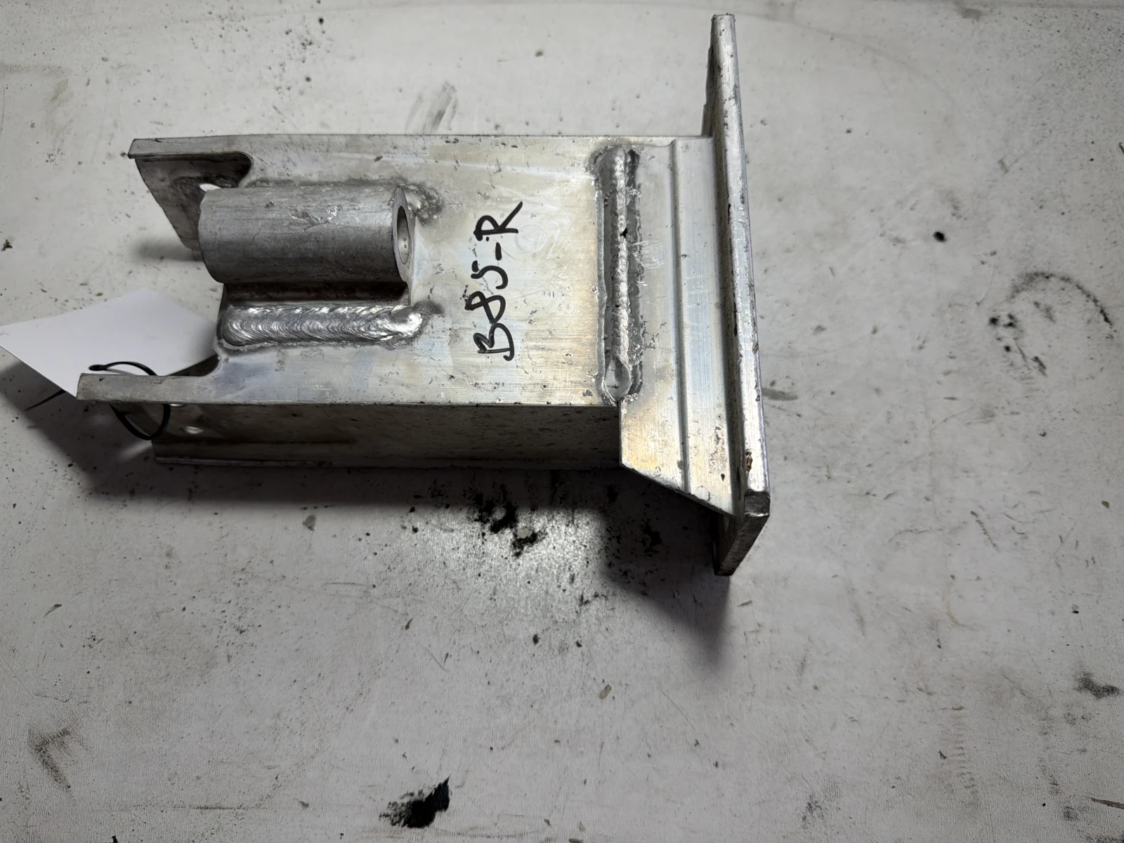 десен рог основа предна броня 8K0807134C Audi A4