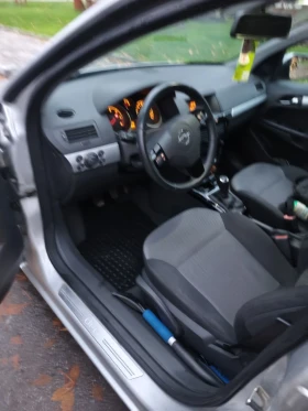 Opel Astra 1.7 110кс, снимка 16