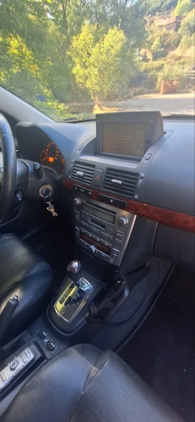 Toyota Avensis 2.4 +  | Mobile.bg    5