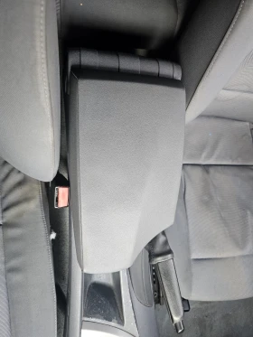 BMW 118 Подлакътник - 1111 € / 2172.93 лв. - 29517648 8