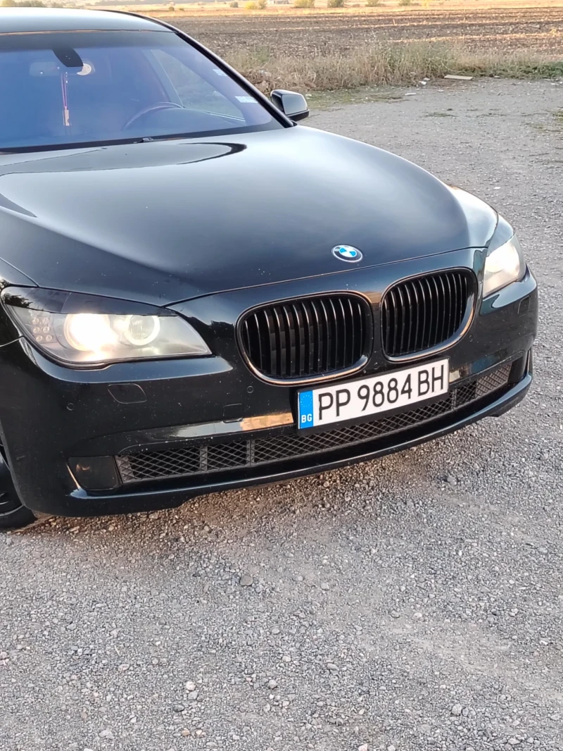 BMW 740  Бартер , снимка 5 - Автомобили и джипове - 43313925