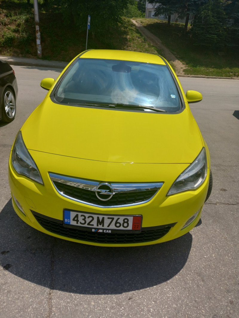 Opel Astra, снимка 4 - Автомобили и джипове - 45404516