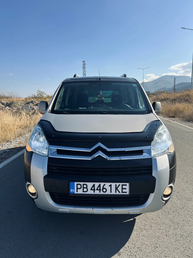 Citroen Berlingo XTR 1.6HDi PANO, снимка 2 - Автомобили и джипове - 47913070