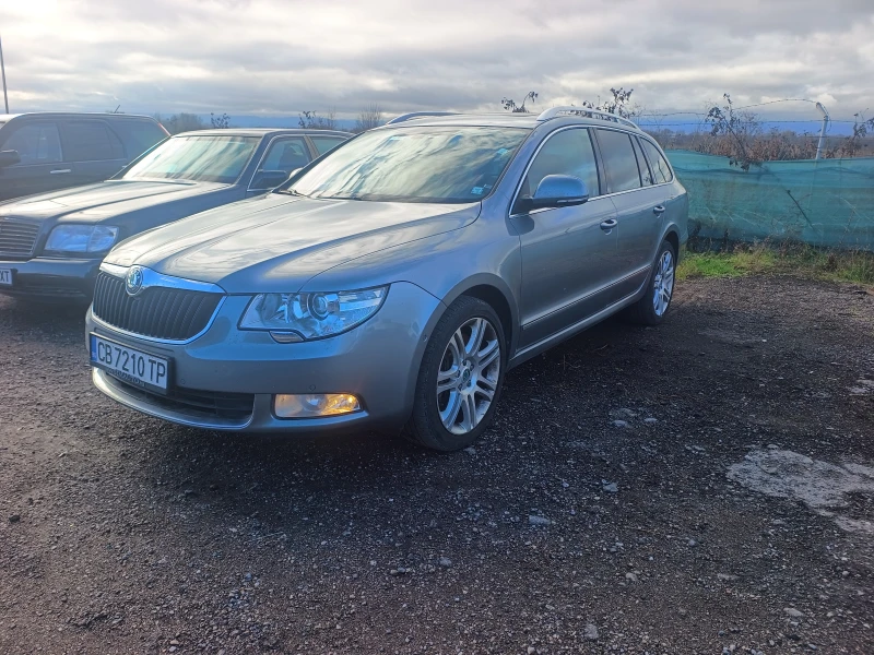 Skoda Superb 3.6 4x4, снимка 11 - Автомобили и джипове - 48329226