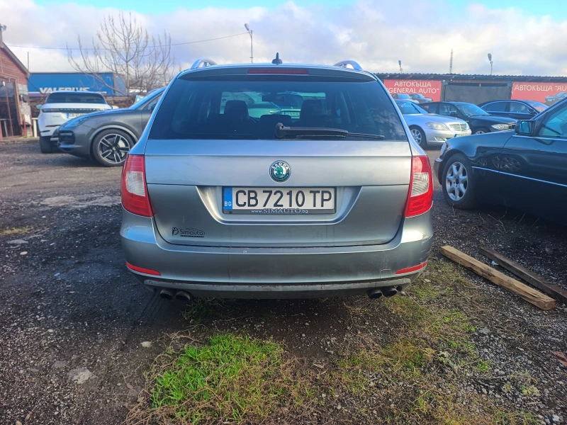 Skoda Superb 3.6 4x4, снимка 10 - Автомобили и джипове - 48329226