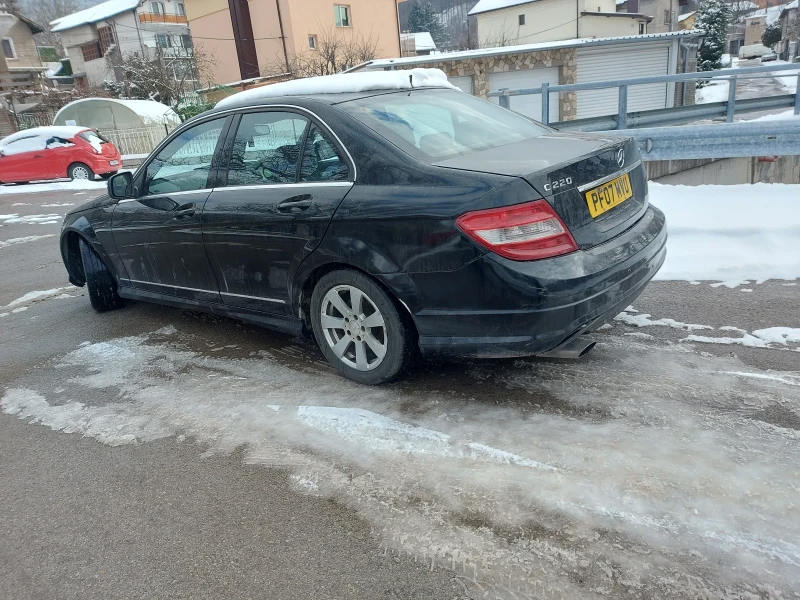 Mercedes-Benz C 220 AMG Pack, снимка 3 - Автомобили и джипове - 49180594