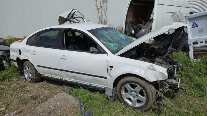 VW Passat 1.9TDI, снимка 5 - Автомобили и джипове - 49931588