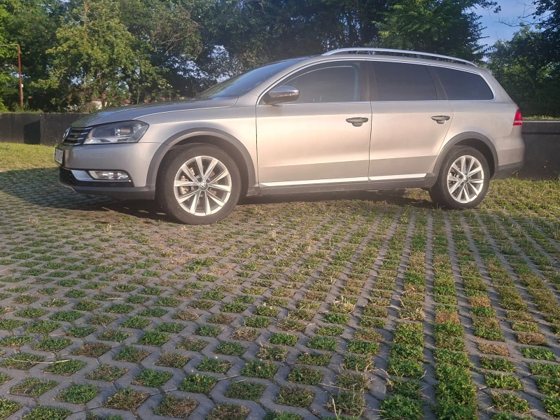 VW Passat, снимка 4 - Автомобили и джипове - 50696427