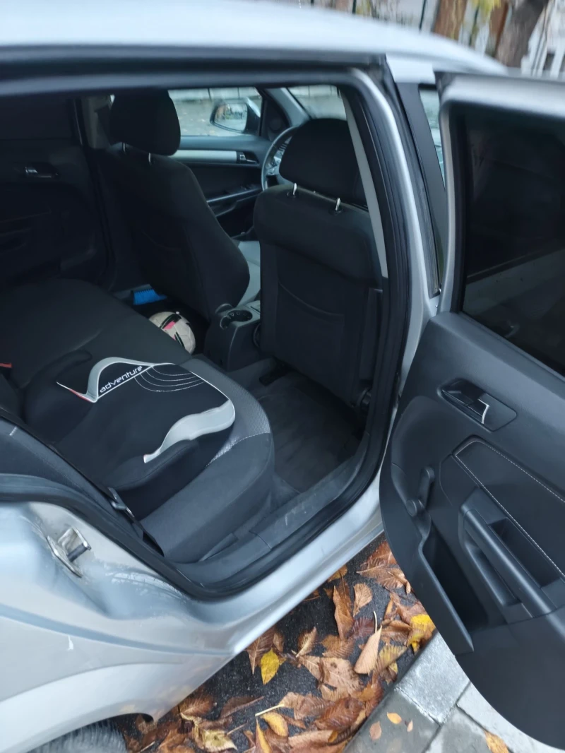 Opel Astra 1.7 110кс, снимка 14 - Автомобили и джипове - 51428661