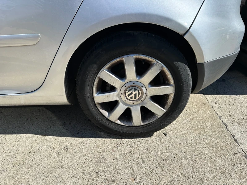 VW Golf 2.0 TDI, снимка 7 - Автомобили и джипове - 51795825