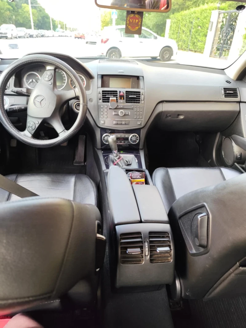Mercedes-Benz C 200, снимка 5 - Автомобили и джипове - 52910947