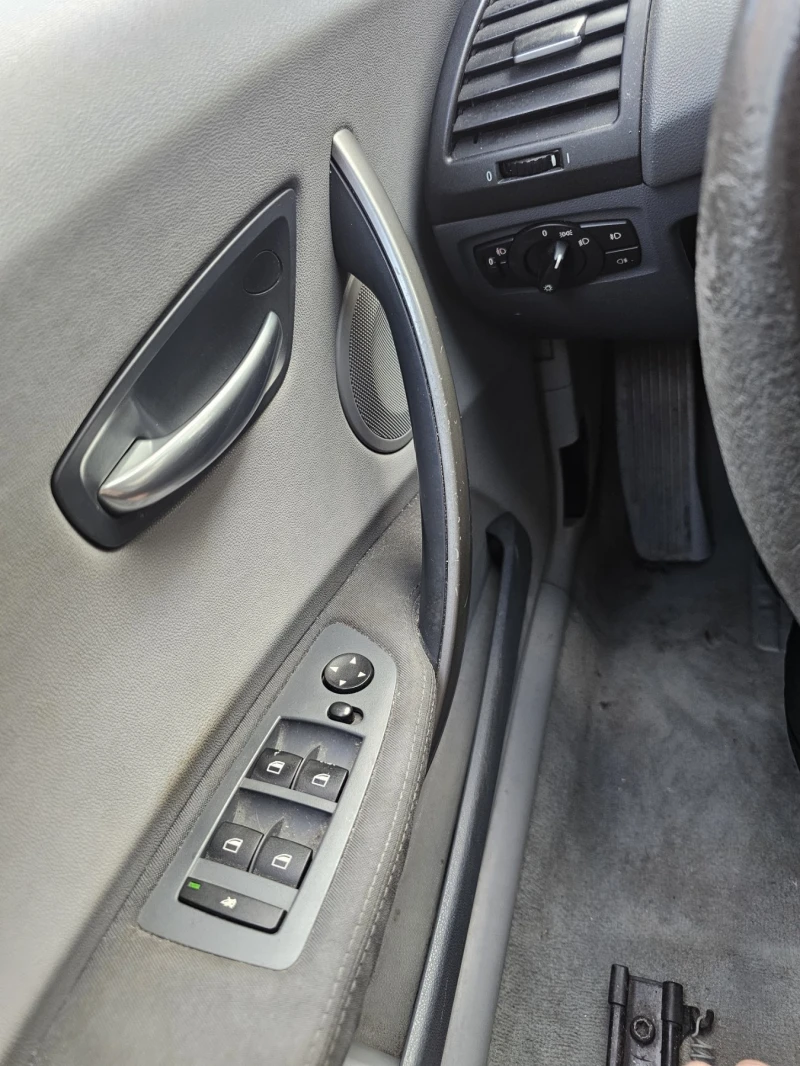 BMW 118 Подлакътник, снимка 13 - Автомобили и джипове - 53143673