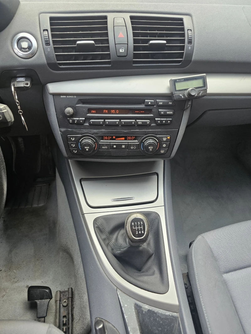 BMW 118 Подлакътник, снимка 7 - Автомобили и джипове - 53143673