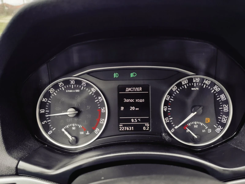 Skoda Octavia 1.6TDI ELEGANCE FACE, снимка 12 - Автомобили и джипове - 53304895