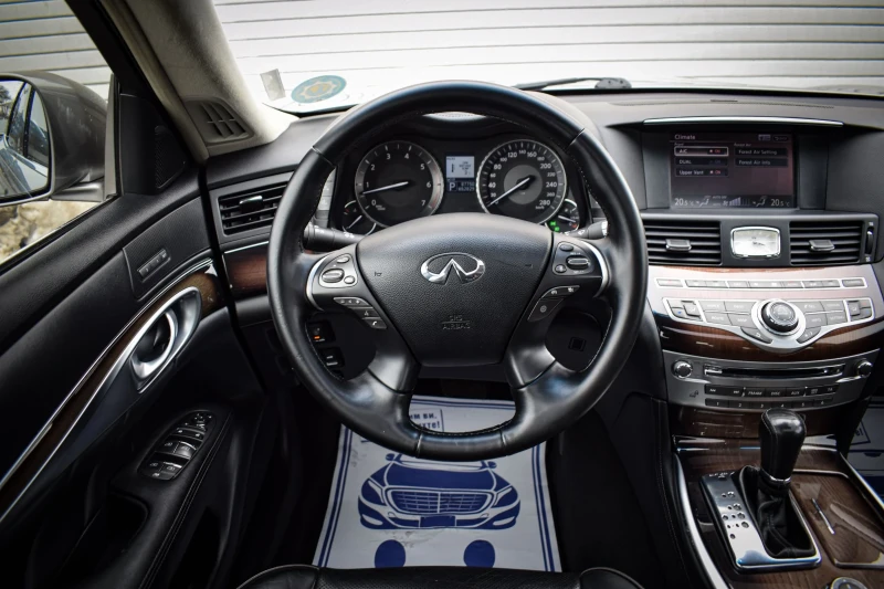 Infiniti M 30d 88000km, снимка 7 - Автомобили и джипове - 53566723