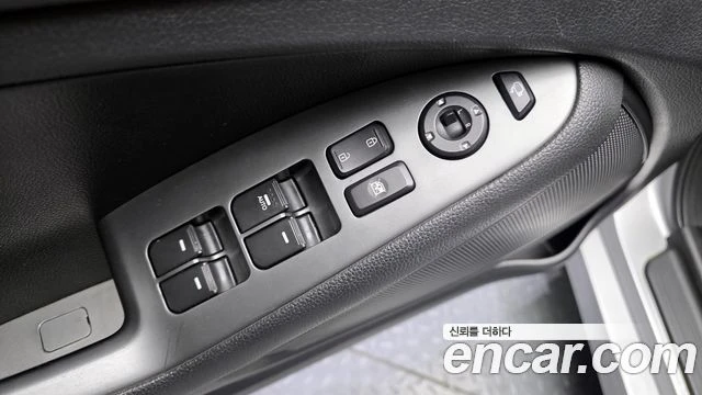 Kia K5, снимка 14 - Автомобили и джипове - 56089308