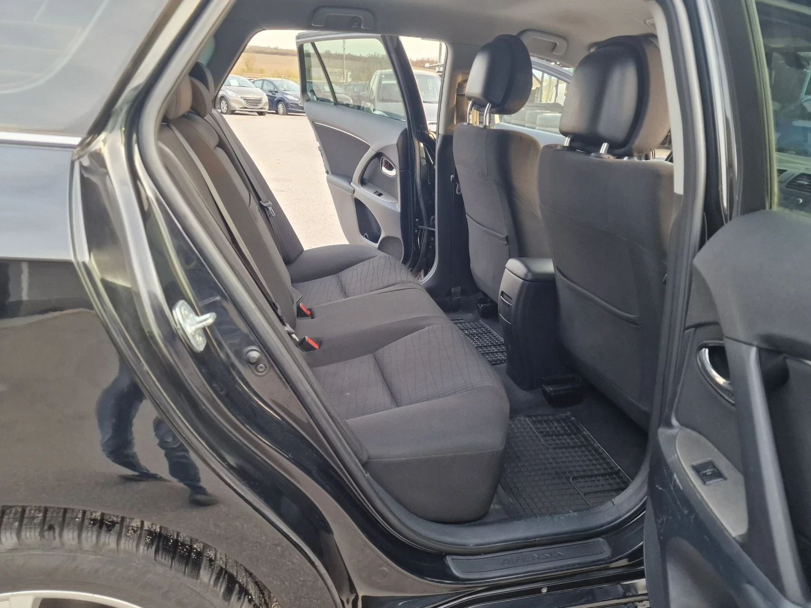 Toyota Avensis 2, 2D-4D АВТОМАТ | Mobile.bg — изображение 14
