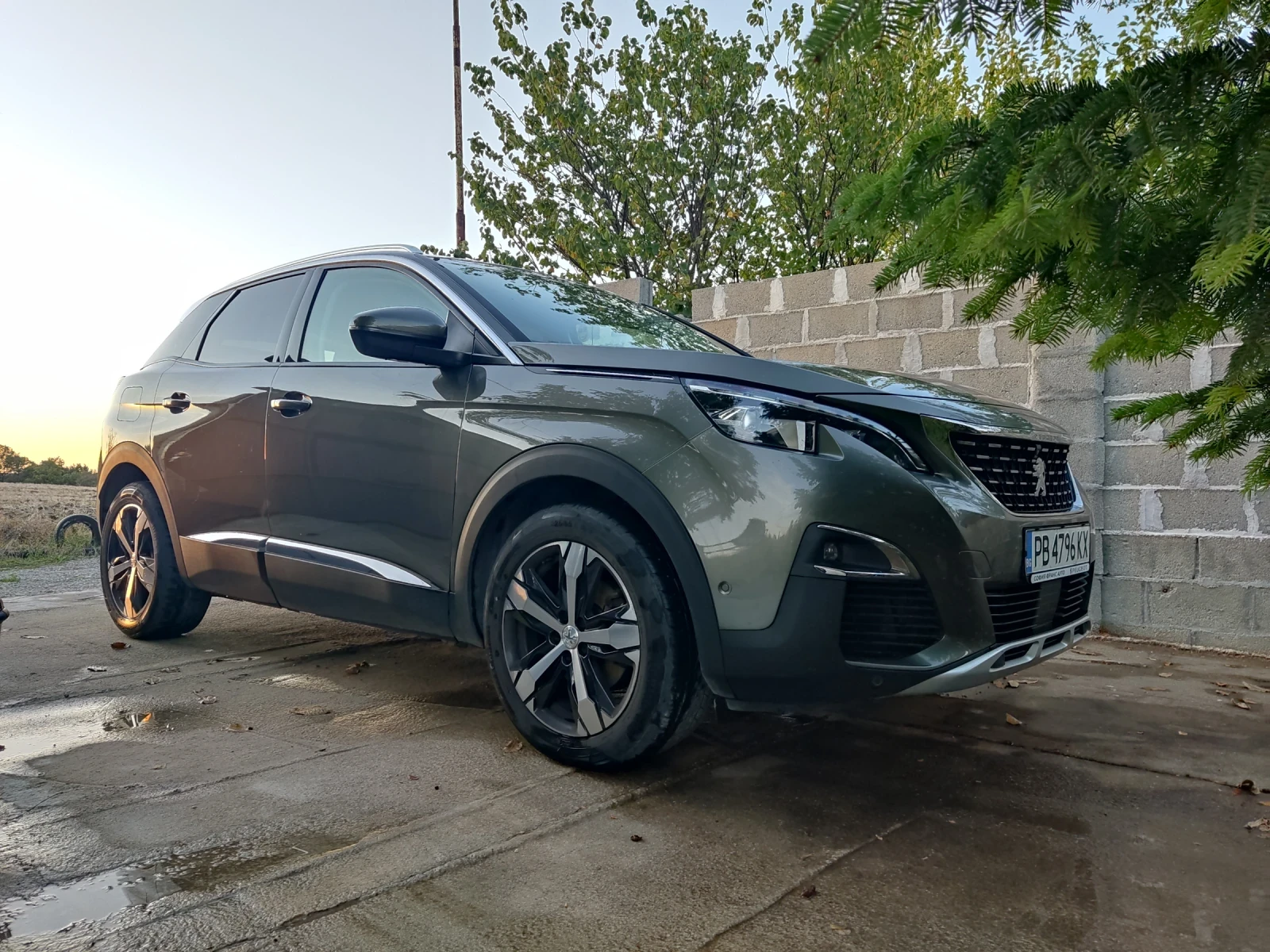 Peugeot 3008  ALLURE 1.5 e-HDi 130 EAT8 EURO 6.2 - изображение 8