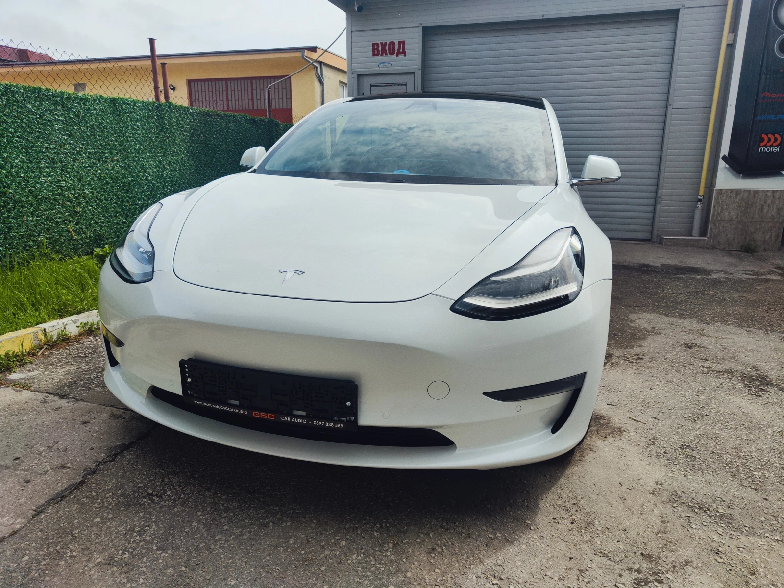 Tesla Model 3 Long Range AWD  - изображение 2