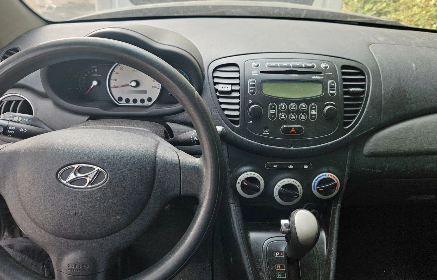 Hyundai I10 Автоматик 1.2-12 клапана, снимка 3 - Автомобили и джипове - 50554882