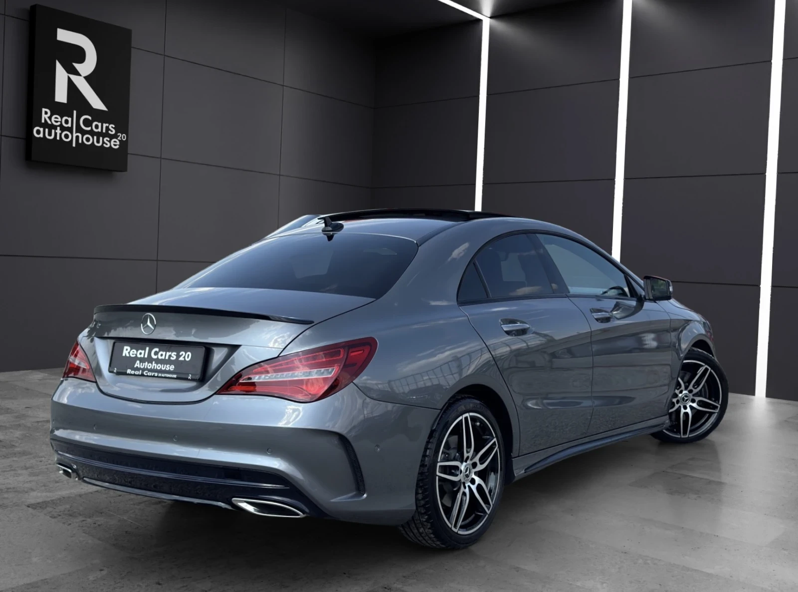 Mercedes-Benz CLA 250 4M* AMG* CARPLAY* PANO* KEYLESS* CAMERA* 18" - изображение 4