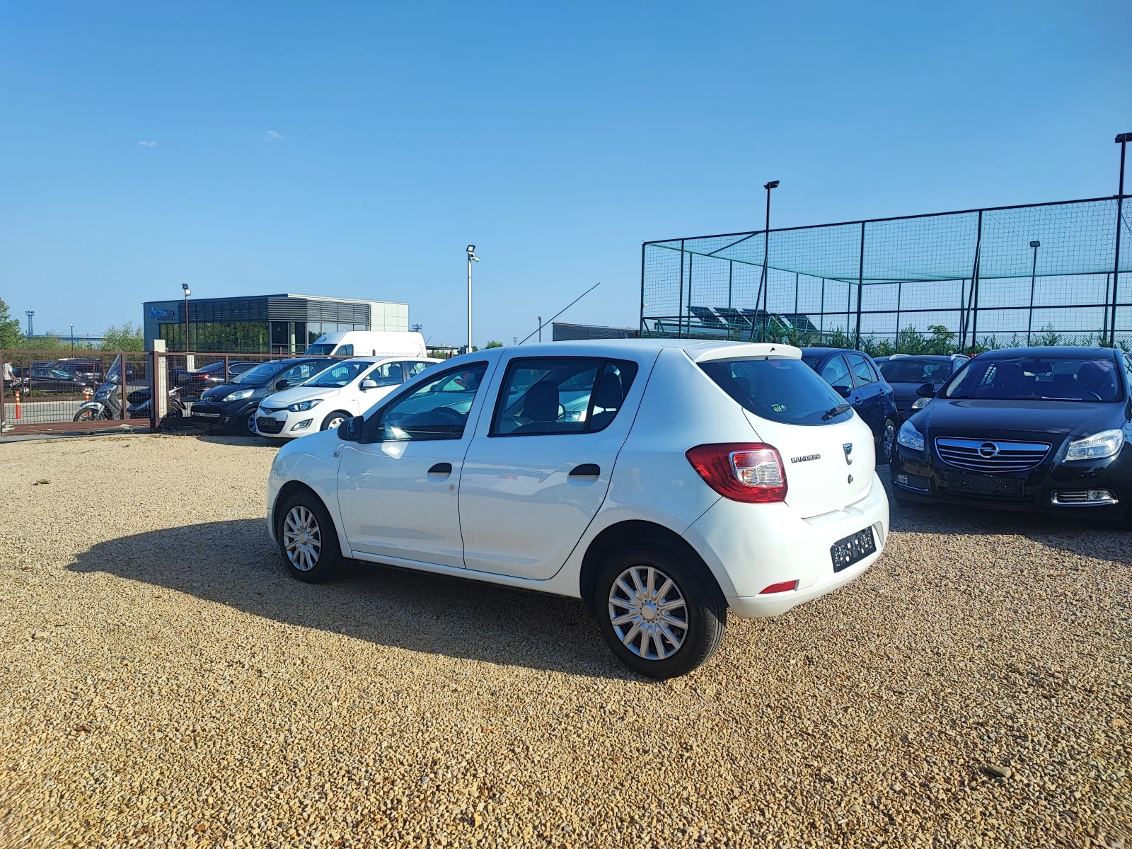 Dacia Sandero GPL - изображение 9