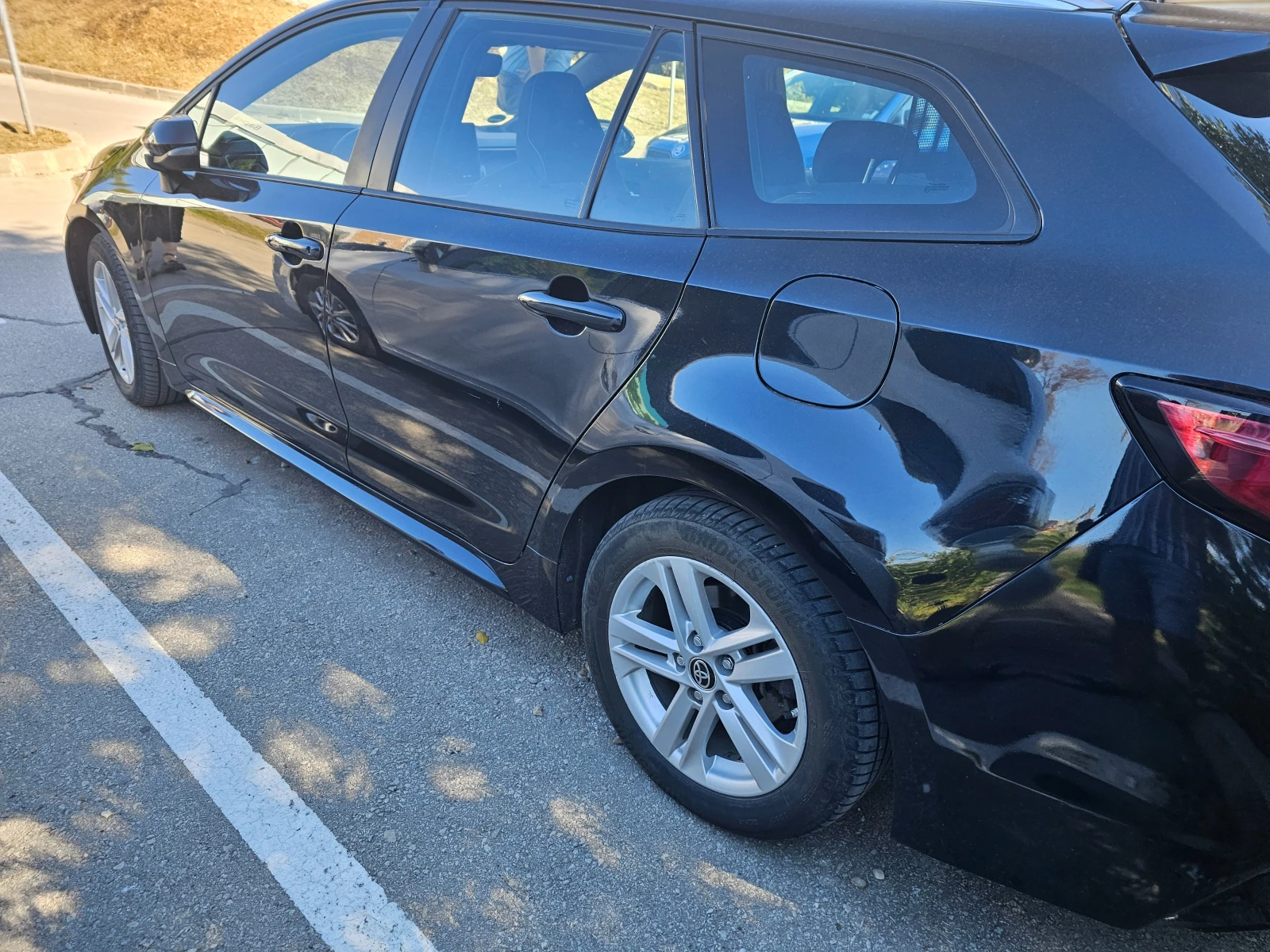 Toyota Corolla 1.8 Hybrid - изображение 5