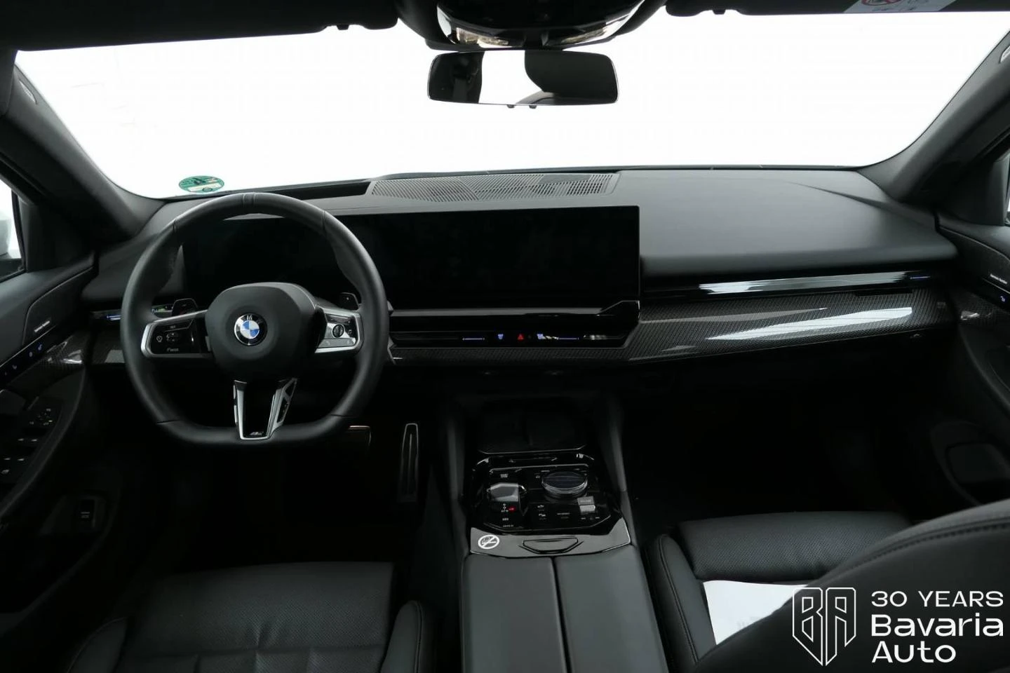 BMW 520 i M Sport Paket Steptronic - изображение 6