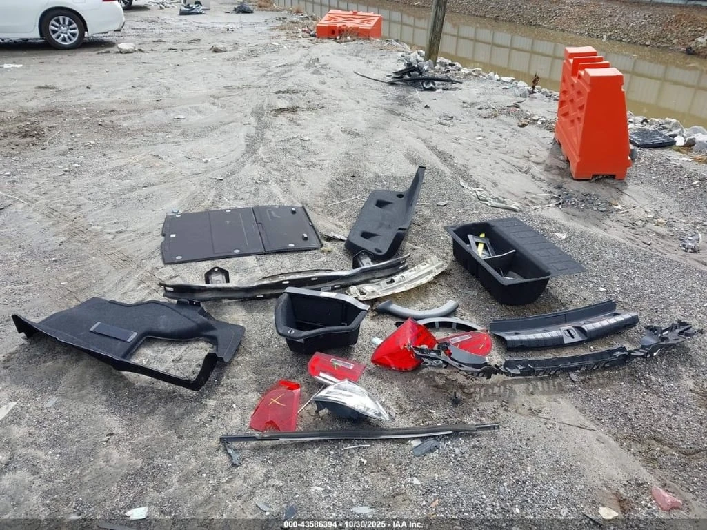 BMW 335 * CARFAX *    | Mobile.bg   12