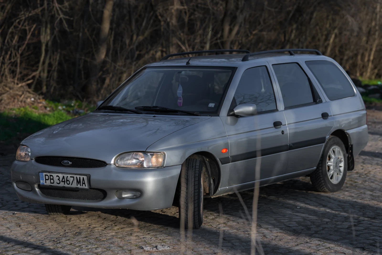 Ford Escort 1.8TD, снимка 3 - Автомобили и джипове - 53771439