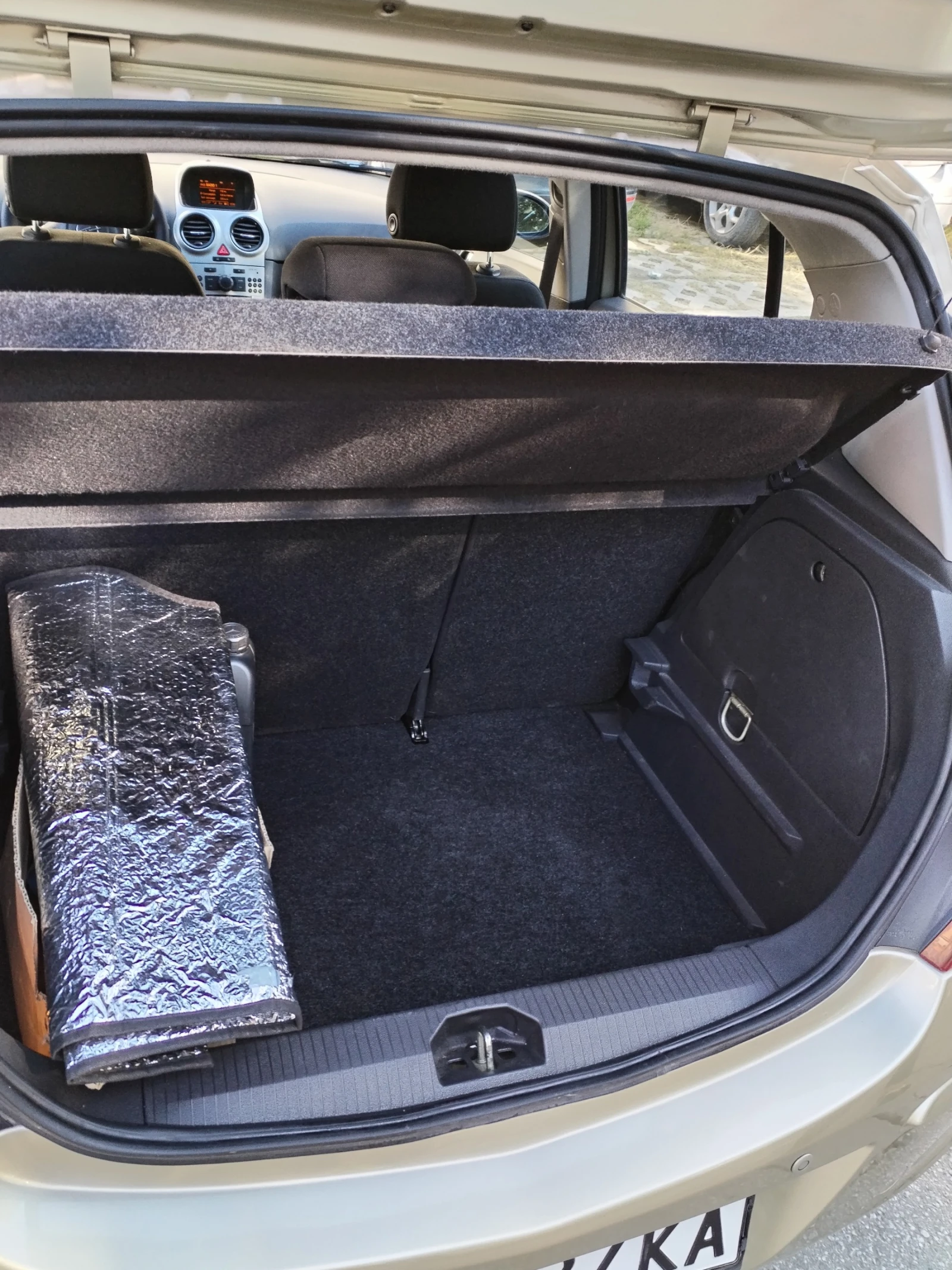 Opel Corsa, снимка 16 - Автомобили и джипове - 53830474