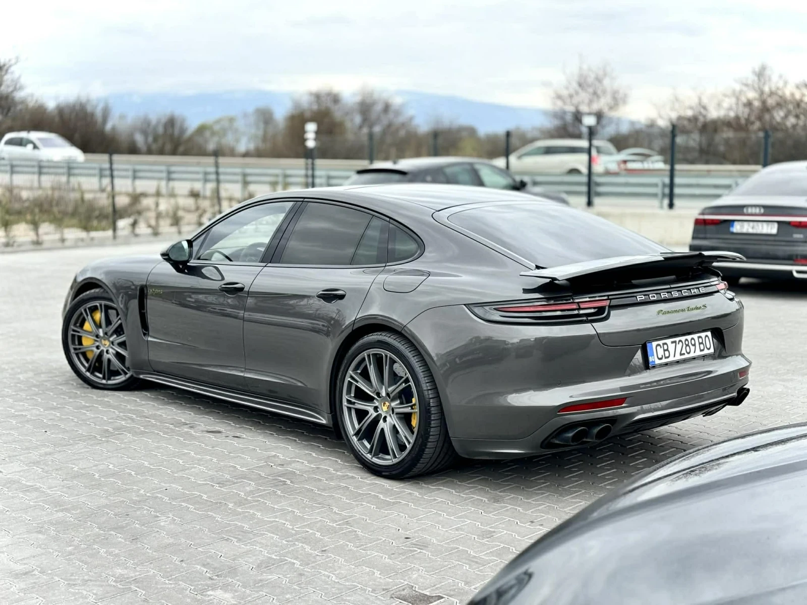 Porsche Panamera Turbo s ehybrid, снимка 4 - Автомобили и джипове - 54004674