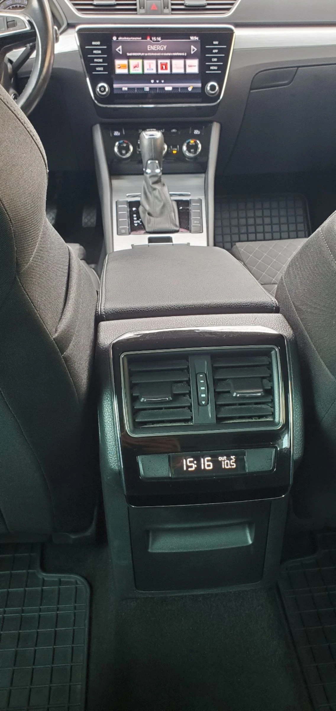 Skoda Superb, снимка 7 - Автомобили и джипове - 54047816