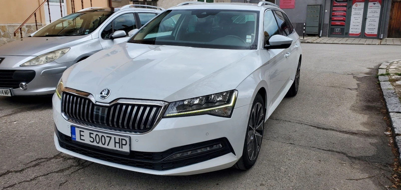 Skoda Superb, снимка 2 - Автомобили и джипове - 54047816