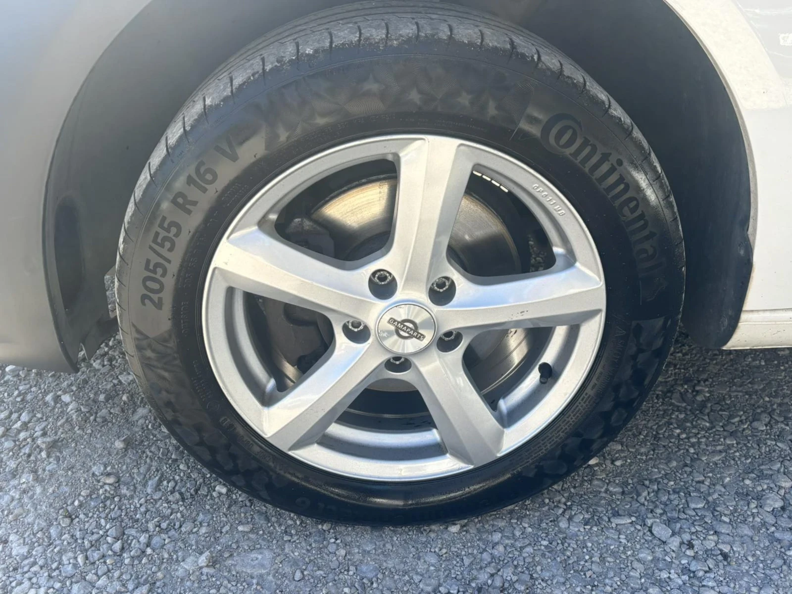 VW Caddy 2.0TDI, снимка 14 - Автомобили и джипове - 54139381